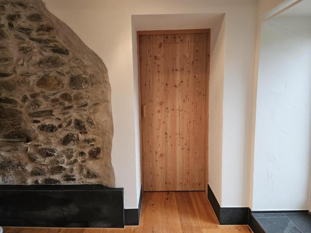 Apartamento Revier Im Baeren-Quartier Haslen Exterior foto